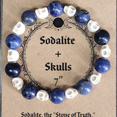 Sodalite & Skulls 10mm Bead 7″ Stretch Bracelet Natural Stone Healing Womens USA