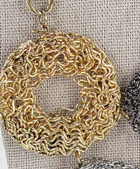 Artisan Gold Gray And Silver Metal Wire Circle Charm Collar Necklace 20 in