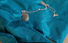 Artisan crafted,1” oval agate cab in stainless bezel, on 22” delicate silver pla