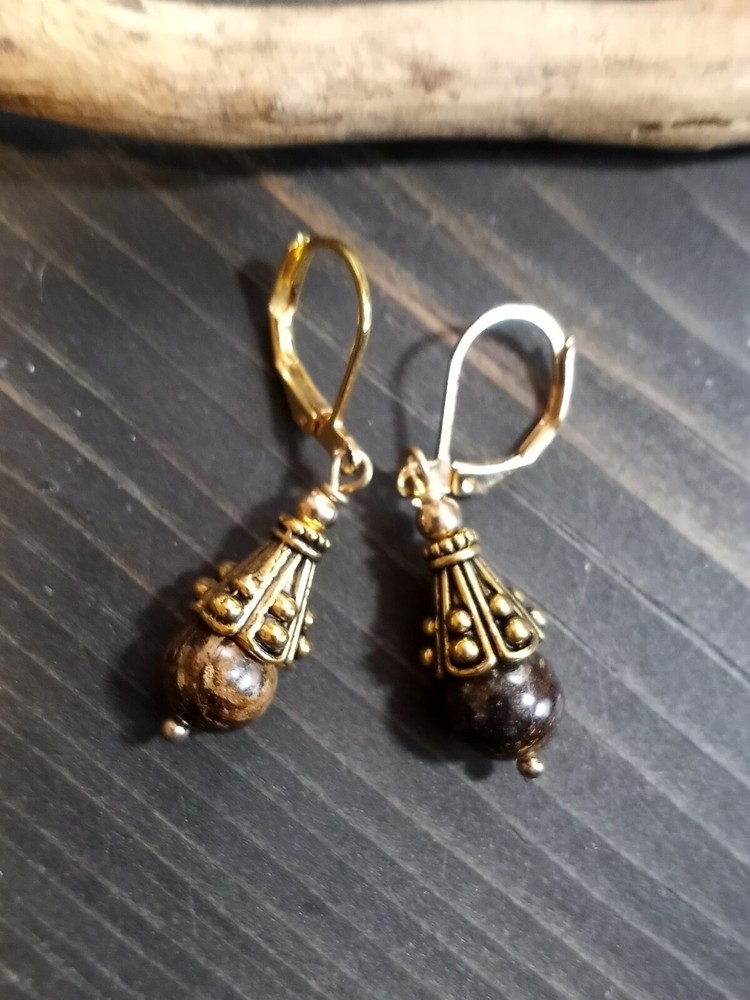 UNIQUE PETITE 8MM BROWN TIGER IRON STONE BEAD/GOLD BEADCAP AND ACCENT EARRINGS