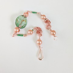 Handmade bracelet confetti focal green peach glass pearls by Pat2 size 7.2