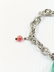 Silver Tone Chain Link Toggle Bracelet Green Acrylic Charm Bracelet 7 Inches