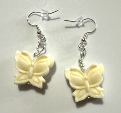 Dangle Butterfly Earrings Jewelry Bling Resin? Plastic? Pair Cream Colored