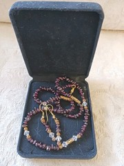 Vtg Polished Garnet Chip Beads & Crystal Necklace w Matching Earrings Artisan