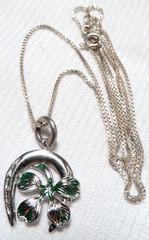 VINTAGE STERLING SILVER HORSESHOE with 4 LEAF CLOVER IRISH GOODLUCK NECKLACE