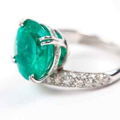 7.12CT Colombian Round Cut Emerald & Pave Set 1.02CT White CZ Fashion Women Band