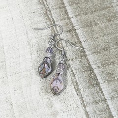 Purple Picasso Czech Leaf Beaded Choker with Earrings