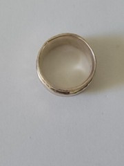 Vintage Brutalist Artisan Hammered Middle Wide Band Sterling Silver 925 Ring