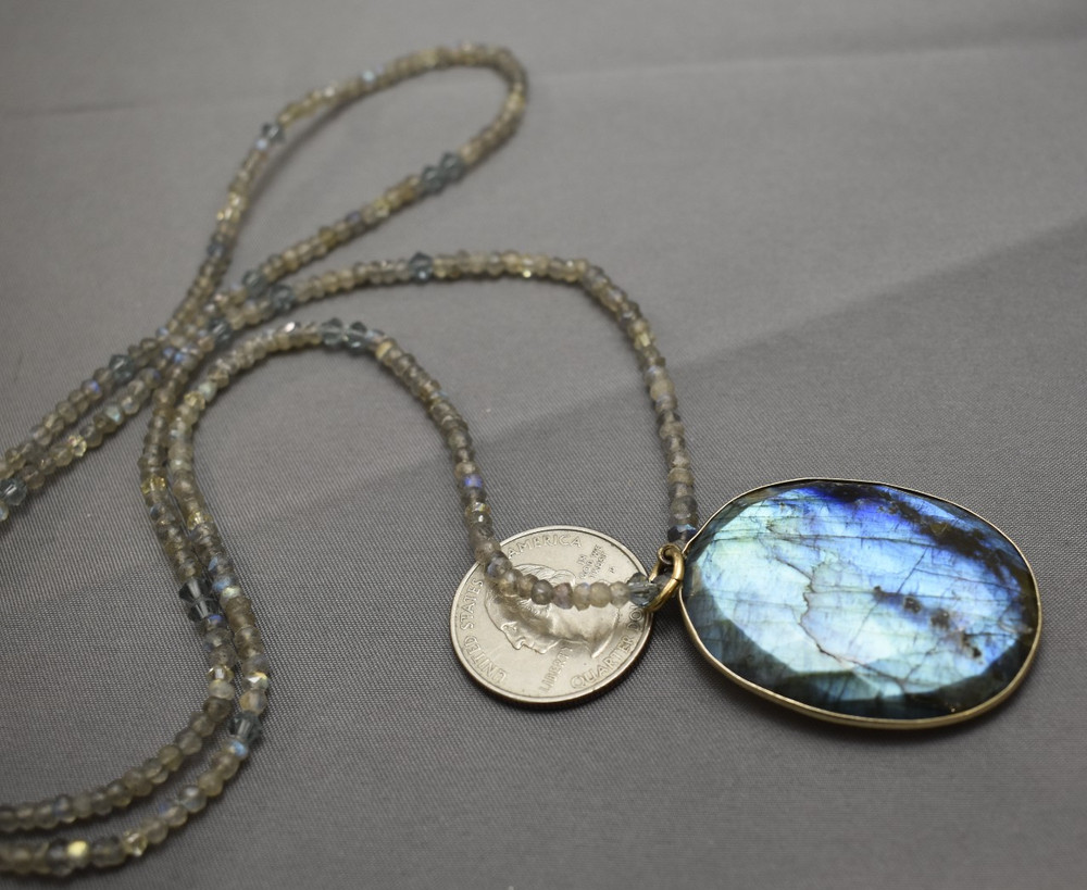 Labradorite Pendant on Same Bead & Crystal Necklace 28″ Gold Tone Metal