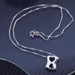 18”, vintage sterling silver 925 box chain necklace black enamel heart pendant