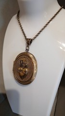 Antique Bronze Sacred Heart Locket Necklace Great Gift Family Mother Daughter