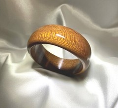 Big Island Hawaiian Macadamia Nut Wood Bangle Bracelet 8.25″ 28mm MADE IN HAWAII