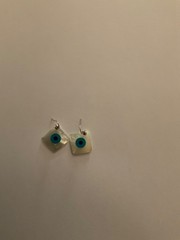 Handmade Mother-of-Pearl Evil Eye Earrings – Elegant, Lightweight Jewelry