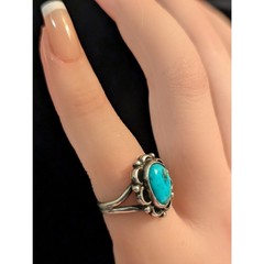Vintage 1960s Turquoise Sterling Silver Navajo Artisan Split Shank Ring Size 4.5