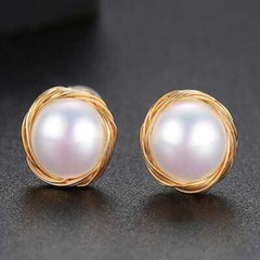 A pair Flawless Freshwater pearl White Baroque earrings Drop Ear Cuff