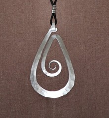 ANTIJOYAS Handmade ART-2-WEAR Hammered Aluminum TCHAI EARRINGS Pear Shape GAP44