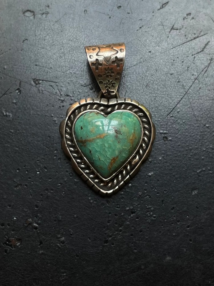 Kingman Turquoise Heart Pendant | 925 Sterling Silver G624