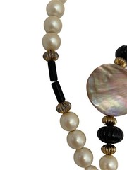 VTG Mother Of Pearl Parrot Necklace Faux Pearls Double Strand W/ Earrings Set