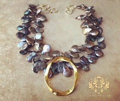 Abalone Paua Puffy Gems Necklace Oversized Cashmere Lt Beige Big Pearl Sea Opals