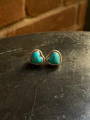Kingman Turquoise Heart Stud Earrings | 925 Sterling Silver G667