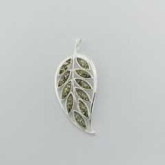 Green BALTIC AMBER Leaf Pendant – 925 STERLING SILVER – Poland – Natural #1910e