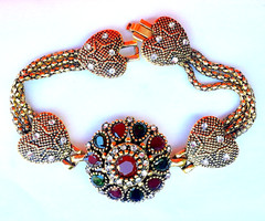 VINTAGE look FACETED CRYSTAL & heart BRACELET GIFT BOX gold tone #BF50