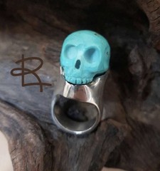 Turquoise SKULL ring solid sterling by Luis Reveles! Size 11