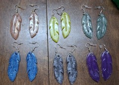 Handmade Resin Jewelry Earrings 1 Pair Pick Your Color Leaf Design Ladies NEW!