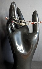 Infinity Twist Oval Garnet 7.25 in Magnetic «Thistle» clasp Bracelet 26.2.21-6