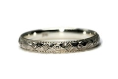 925 Sterling Silver Symmetrical Flower Pattern Band