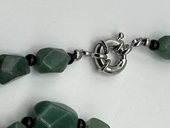 Green Aventurine Rough Faceted Chunk Bead Necklace Lobster Clasp 20″, Inclusions