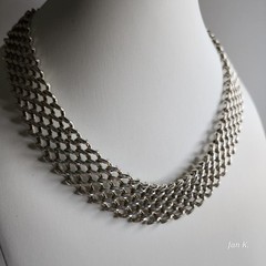 Vintage Silvertone Metal Chainmaille Statement Necklace Choker Ornate Clasp NICE