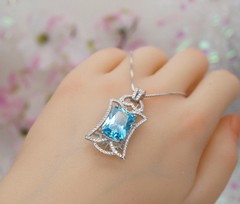 9 CT Blue Topaz Necklace – Gemstone Royal Flower Pendant – 18KGP @ Sterling