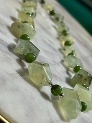 Vtg Natural Faceted Nugget Prehnite with Epidote and Jade Beaded Necklace 18”