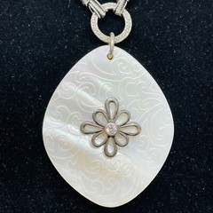 Retired Silpada Sterling Etched Shell CZ Pearls Grace Notes Necklace Adjustable