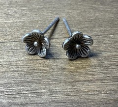 Handmade 925 Silver Soldered Flower Earrings 8mm Studs