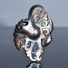 Mabe Blister Pearl Leaves Vines Carved MOP Shell Pendant Jewelry Supply 13.55g
