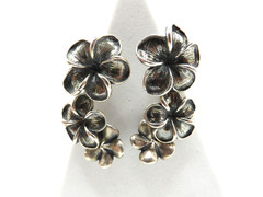 VINTAGE JRI 925 STERLING SILVER PLUMERIA FLOWER DANGLE EARRINGS DESIGNER FLORAL