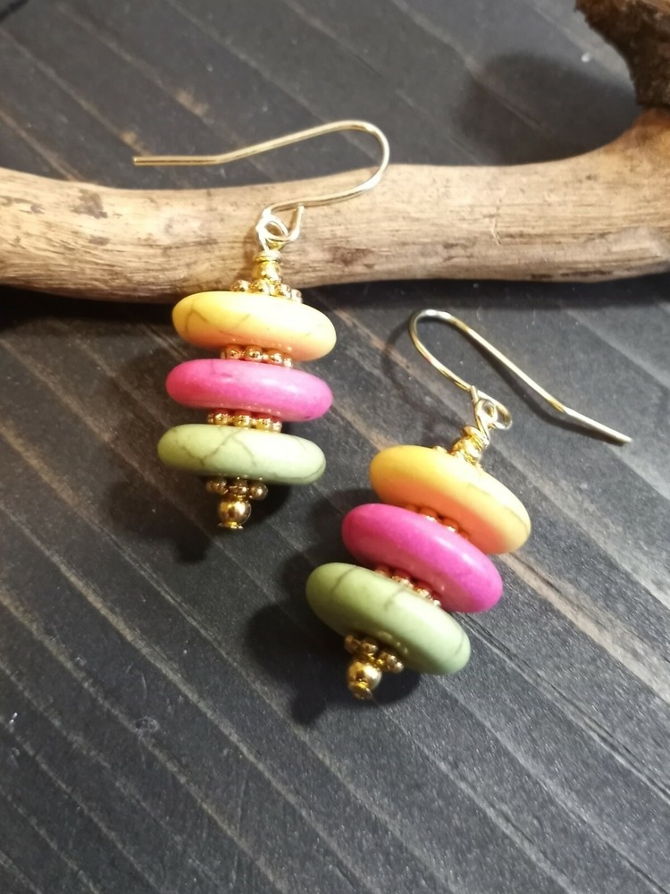 UNIQUE GREEN/PINK/YELLOW TURQUOISE HOWLITE STACKED BEADS/GOLD ACCENT EARRINGS