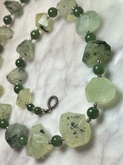 Vtg Natural Faceted Nugget Prehnite with Epidote and Jade Beaded Necklace 18”