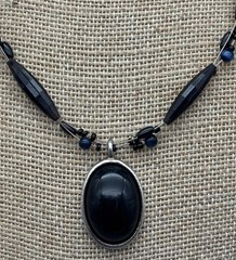 Artisan Black Bead & Pendant Collar Necklace 18″ Wire Chain Whimsigoth Witchy