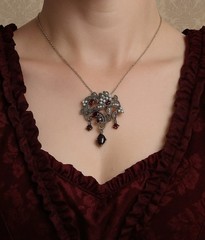 Victorian Trading Sterling Silver Garnet & Pearl Love Heart Pendant Brooch 28J