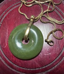 Green Jade Unisex Donut Necklace 35mm Goldtone 20” Chain Health Wealth Luck