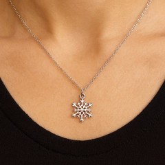 Silver Snowflake Charm Necklace – 2mm Flat Oval Cable Chain – Lobster Clasp