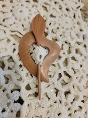 Hand Crafted Wooden Shawl/Hair Pin Knitting Surina Light Brown Wooden Heart New