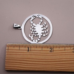 Vintage Mexican sterling silver handmade pendant, 925 scorpion circle tag