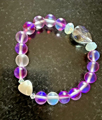 STACKABLE ENERGY BRACELET by Connie MOP HEART IRIDESCENT faceted CRYSTAL PURPLE