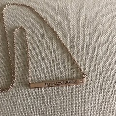 Authentic Origami Owl Rose Gold “FAITH.LOVE.FAMILY” Bar Chain «New»