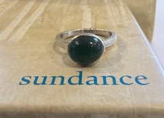 Sundance Catalog Sterling Silver Jade Oval Cabochon Textured Band Ring Size 7