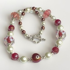Artisan Handcrafted Art Deco Lampwork Glass Jewelry Necklace Mean Girlz #16 Pink